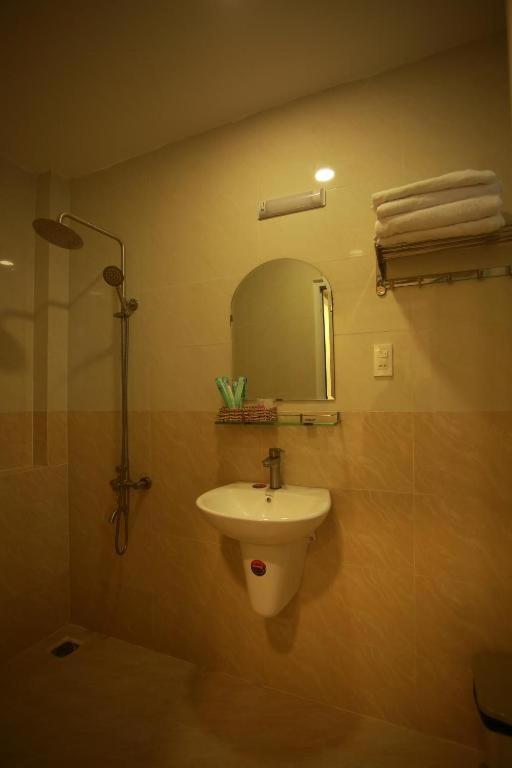 Vanilla Dalat Hotel Екстер'єр фото
